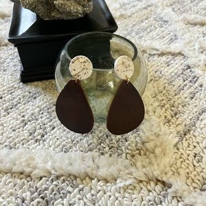 NWOT—Handmade Brown Leather Teardrop Earrings